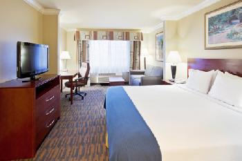 Holiday Inn Express Hotel & Suites WATSONVILLE