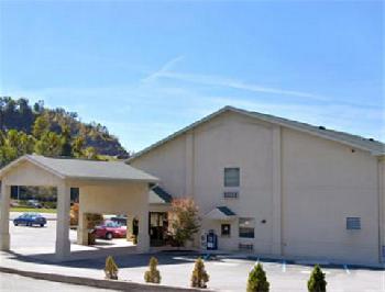 Super 8 Hazard KY