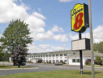 Super 8 Escanaba