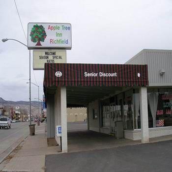AppleTree Inn