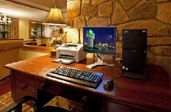 Holiday Inn CLARION