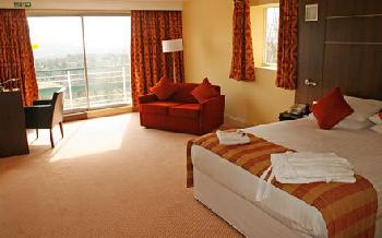 Bridge House Hotel