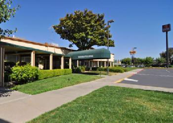 Clarion Inn & Suites Stockton