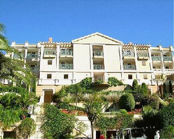 P and V Villa Francia