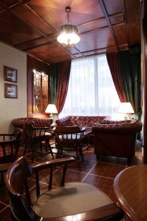 Mayflower Hotel