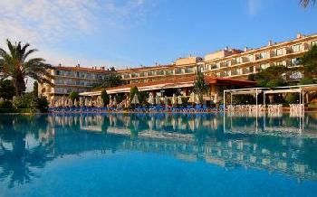 Valentin Son Bou Hotel y Aptos