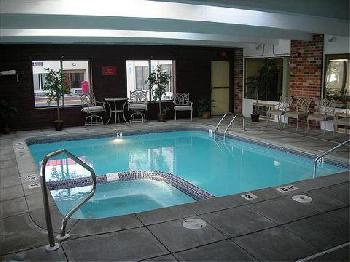 Red Roof Inn and Suites Muskegon Heights