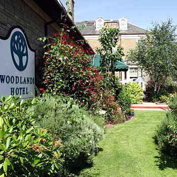 BEST WESTERN Woodlands Hotel