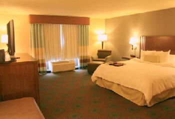 Hampton Inn  Suites Lincoln  Northeast I80