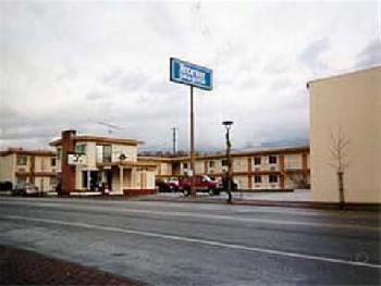 Rodeway Inn & Suites