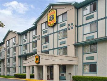 Super 8 Stamford/New York City Area