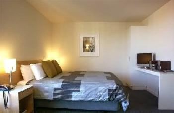 Stratford On Willis Apartment Hotel