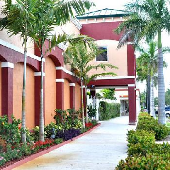 Plantation Inn Hotel and Lounge