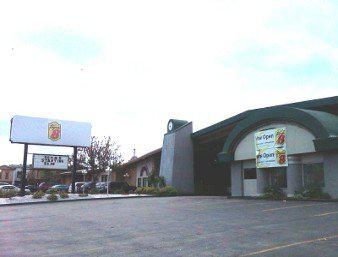 Super 8 - North Lima, OH