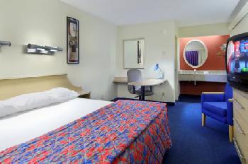 Red Roof Inn Utica
