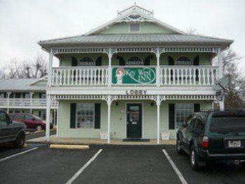 Key West Inn Boaz