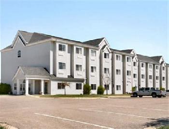 Days Inn And Suites Hutchinson