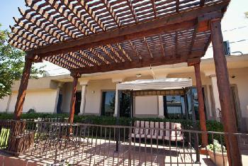 BEST WESTERN Post Oak Inn