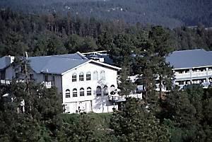 Swiss Chalet Inn