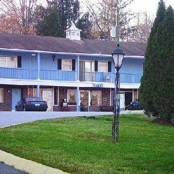 Colonial Inn Franklin