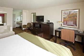 Holiday Inn Express LITCHFIELD