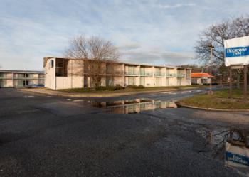 Rodeway Inn Commack