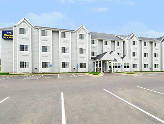 Microtel Inn and Suites New Ulm