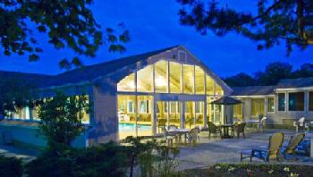 Rockport Inn and Suites