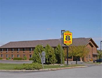 Super 8 Ticonderoga