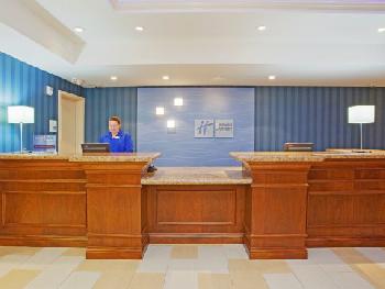 Holiday Inn Express Hotel & Suites SANTA CRUZ