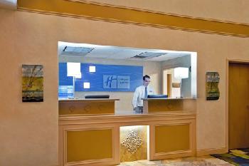 Holiday Inn Express Hotel & Suites ST. JOSEPH
