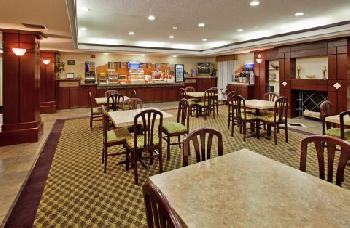 Holiday Inn Express Hotel & Suites LANSING-LEAVENWORTH
