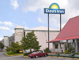 Days Inn Roanoke Civic Center