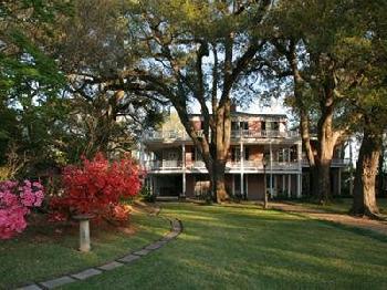 The Elms Bed and Breakfast