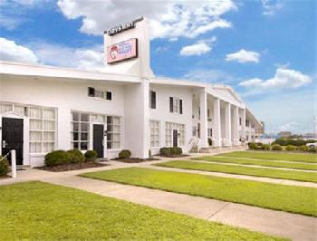 Days Inn Kill Devil Hills Oceanfront - Wilbur