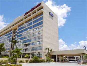 Howard Johnson Plaza Hotel - Miami Airport