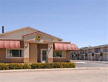 Super 8 Red Bluff