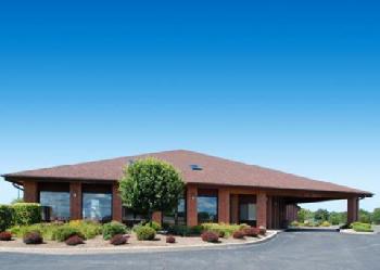AmeriHost Inn & Suites Columbia City IN