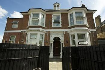 Woodberry Down Hotel