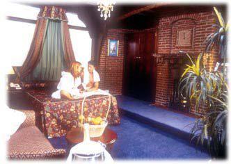 Tudor Lodge Hotel
