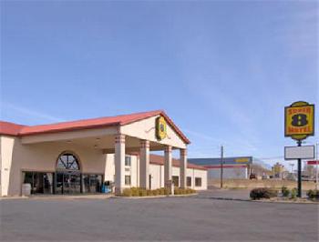 Super 8 Oxford