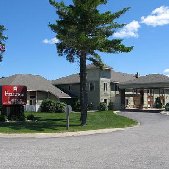 Pellston Lodge Magnuson Hotel