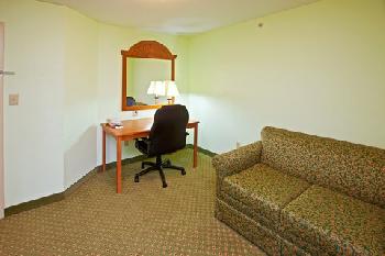 Holiday Inn Express Hotel & Suites MADISON