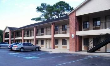 Oak Tree Inn Livonia