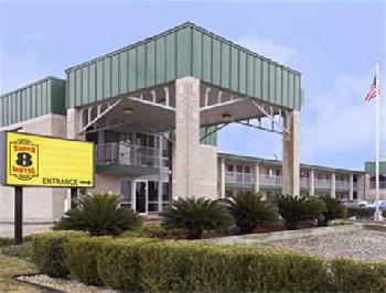 Super 8 Seguin