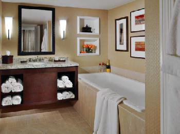 Crowne Plaza JACKSONVILLE AIRPORT/I-95N
