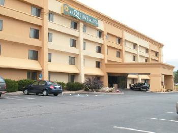 La Quinta Inn & Suites Mansfield