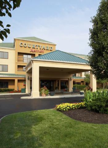 Courtyard Newark Granville