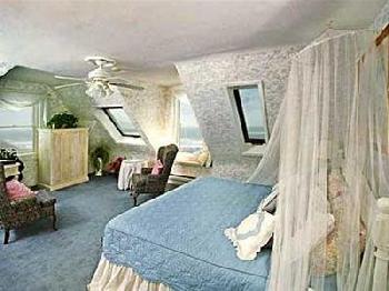 Sandpiper Inn