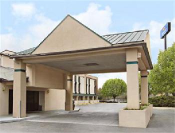 Baymont Inn and Suites Statesville